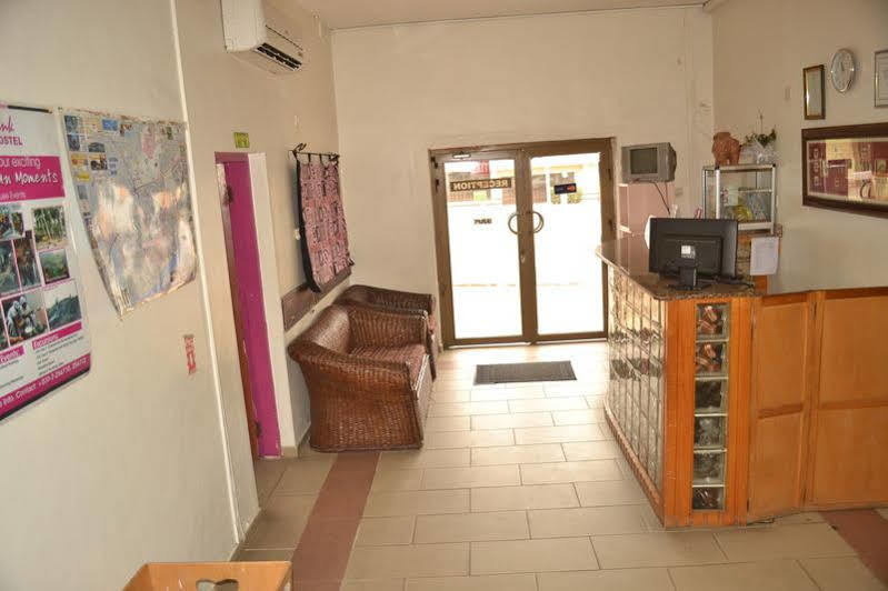 Pink Hostel Akkra Exterior foto