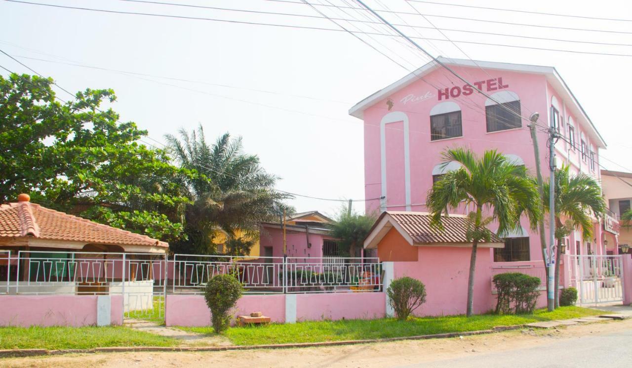 Pink Hostel Akkra Exterior foto